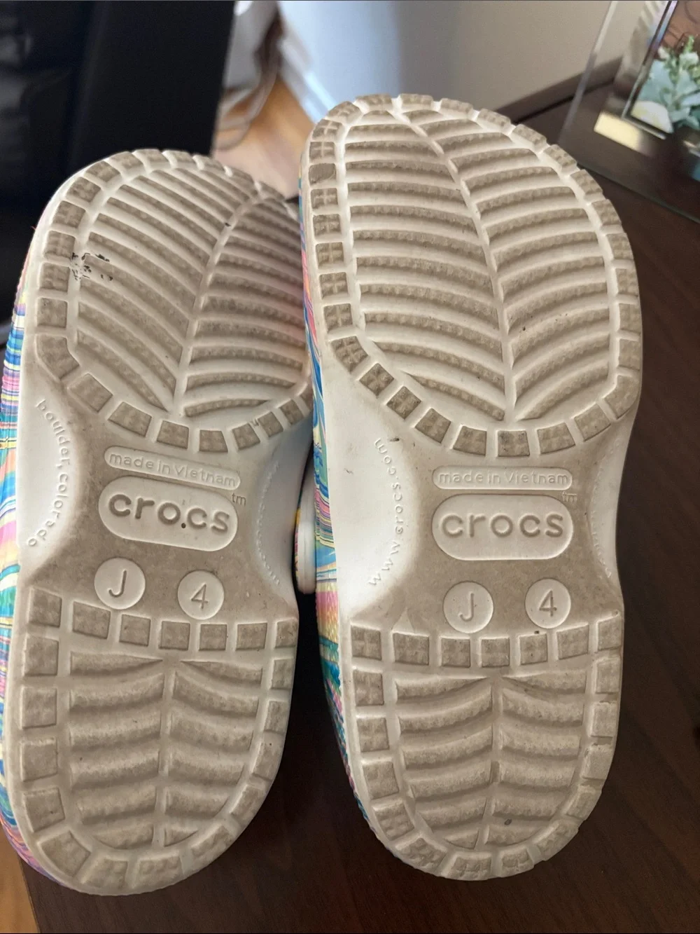 CROCS Kids Marble Pattern Slip-On Clogs in Pink Blue Yellow